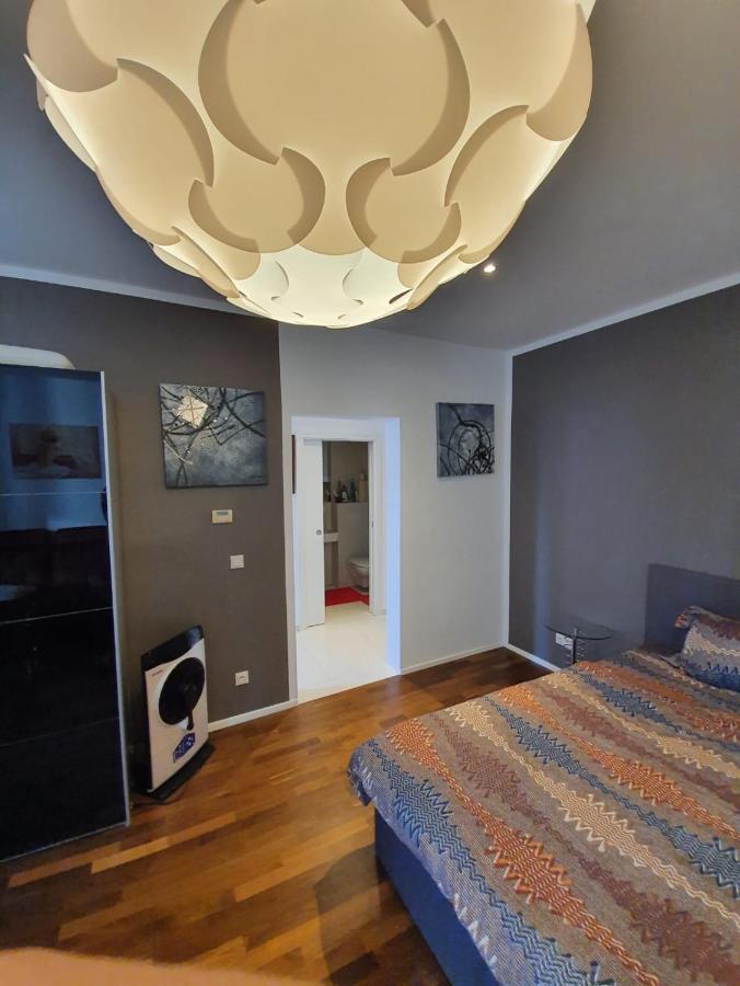 Deluxe Apartment 5P Mm A Viena Exterior foto